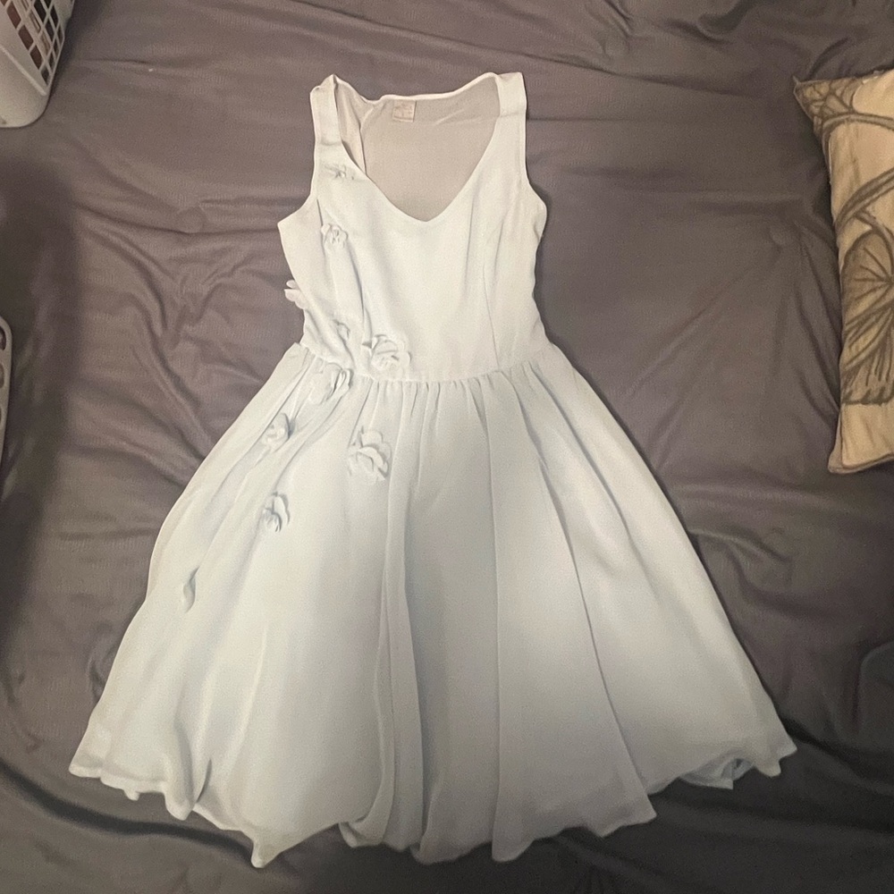 Disney Cinderella / LC Lauren Conrad Light Blue Mesh Back Dress Flowers - Picture 4 of 7